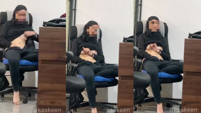 Bokep Indo Konten Kaakeen Hijab Binal Ekshib Di Kantor Hampir Ketauan OB